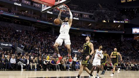 Old demons reincarnate as Warriors fade down stretch vs. Clippers.